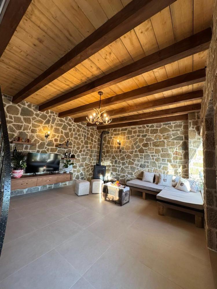 Bujtina Salko Villa Mucaj ภายนอก รูปภาพ
